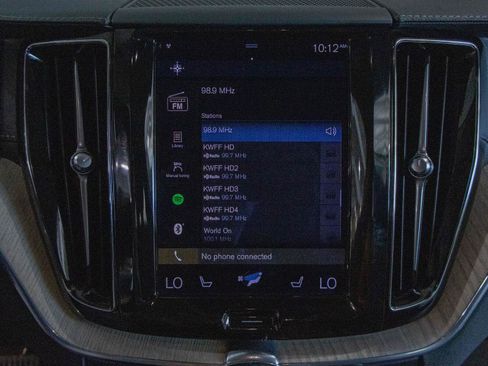 Used 2021 Volvo XC60 T5 Inscription AWD/4WD image 7