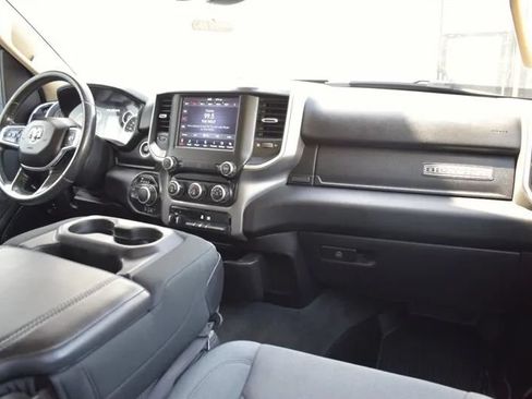 Used 2020 RAM 1500 Big Horn AWD/4WD image 12