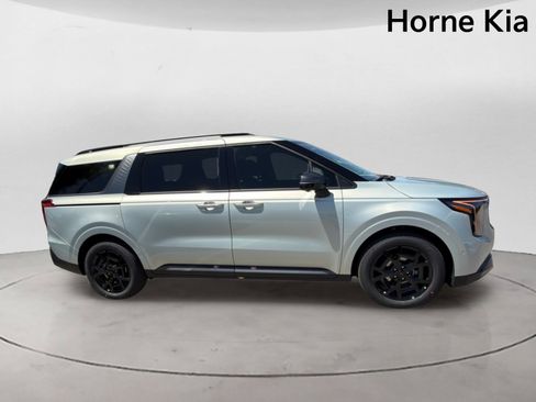 New 2026 Kia Carnival SX FWD image 3