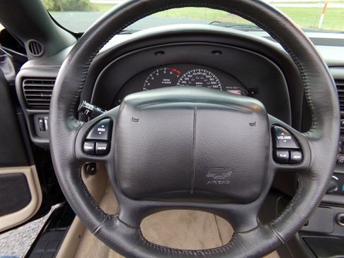 Used 2002 Chevrolet Camaro Z28 image 18