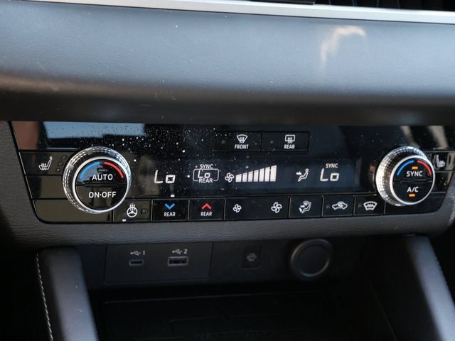 Used 2025 Mitsubishi Outlander SEL AWD/4WD image 24
