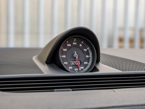 Used 2018 Porsche Panamera 4 w/ Sport Chrono Package image 36