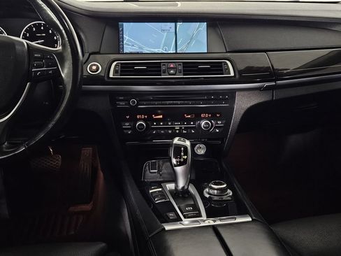 Used 2012 BMW 750Li RWD image 6