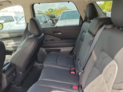 New 2026 Nissan Pathfinder Platinum w/ Cargo Package image 24