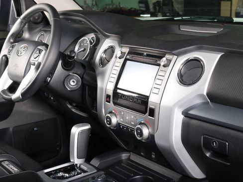 Used 2016 Toyota Tundra Platinum RWD image 34