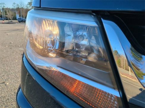 Used 2020 Chevrolet Colorado LT w/ LT Convenience Package image 10