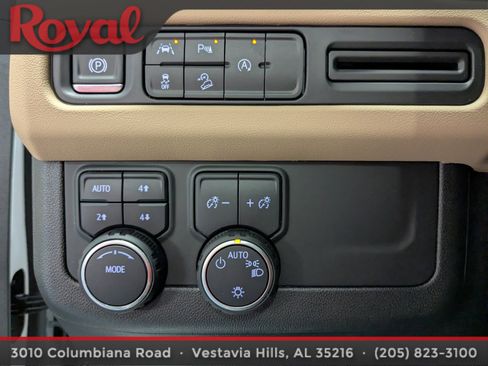 Used 2024 Chevrolet Tahoe Premier image 21