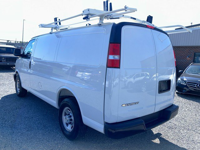 Used 2025 Chevrolet Express 2500 w/ Driver Convenience Package RWD image 11