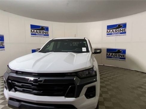 Used 2023 Chevrolet Colorado LT w/ LT Convenience Package II image 5