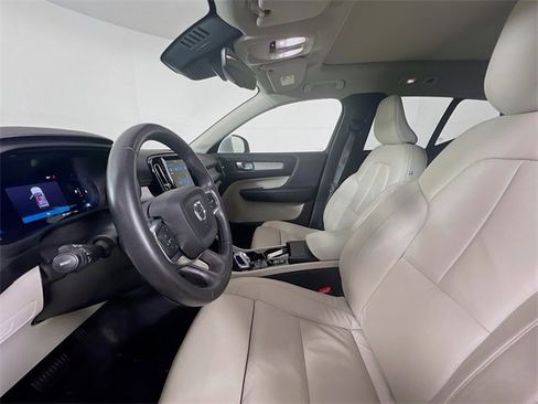 Used 2023 Volvo XC40 B5 Plus w/ Driver Assist Package image 20