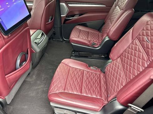 Used 2025 Cadillac Escalade Sport w/ Touring Package AWD/4WD image 17