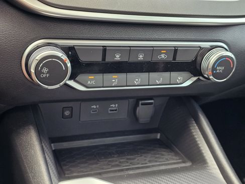 New 2026 Nissan Altima 2.5 SR FWD image 19