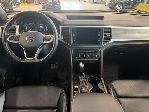Used 2021 Volkswagen Atlas Cross Sport SE w/ Panoramic Sunroof Package AWD/4WD image 12