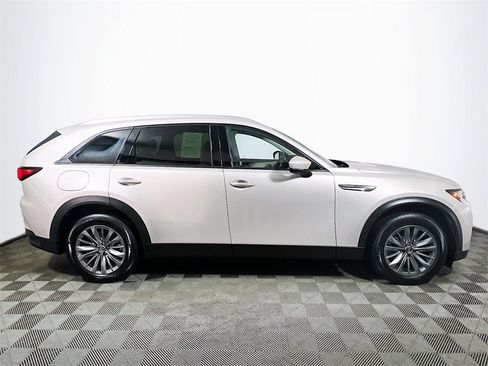 Used 2024 MAZDA CX-90 Plug-In Hybrid w/ Preferred image 8