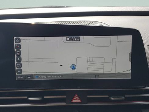 Certified 2024 Hyundai Elantra SEL FWD image 18