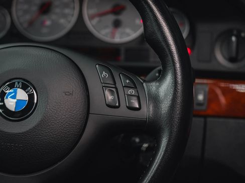 Used 2003 BMW M5 image 42