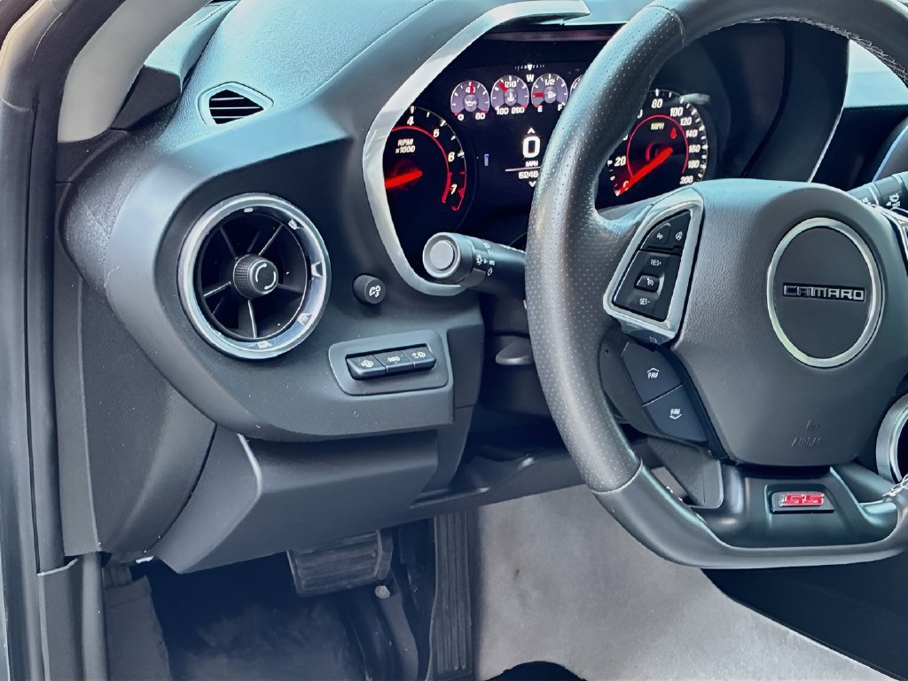 Used 2023 Chevrolet Camaro SS RWD image 10