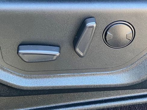 Used 2020 Ford F150 Lariat w/ Equipment Group 502A Luxury image 13