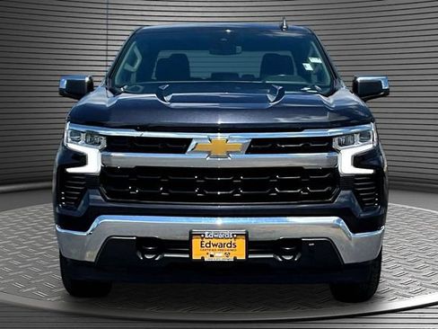 Used 2023 Chevrolet Silverado 1500 LT w/ Z71 Off-Road Package AWD/4WD image 2