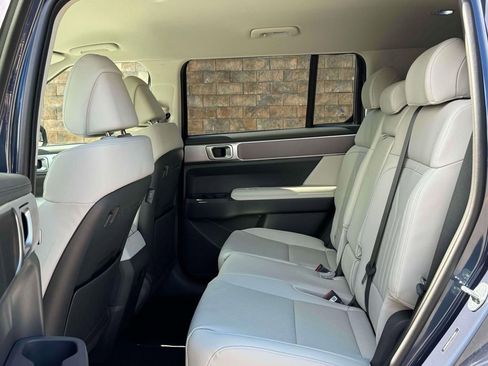 New 2026 Hyundai Santa Fe SEL image 9