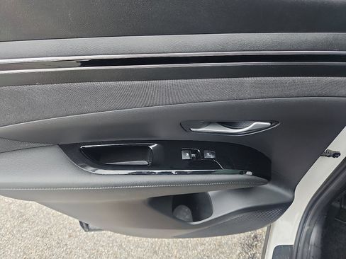 Certified 2024 Hyundai Tucson Limited AWD/4WD image 28