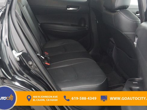 Used 2022 Toyota Corolla Cross XLE FWD image 13