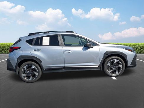 Used 2024 Subaru Crosstrek 2.5i Limited image 3