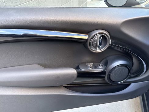 Used 2020 MINI Cooper S image 8