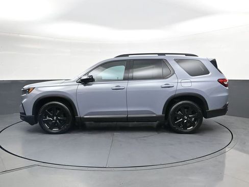 Used 2025 Honda Pilot Black Edition image 6