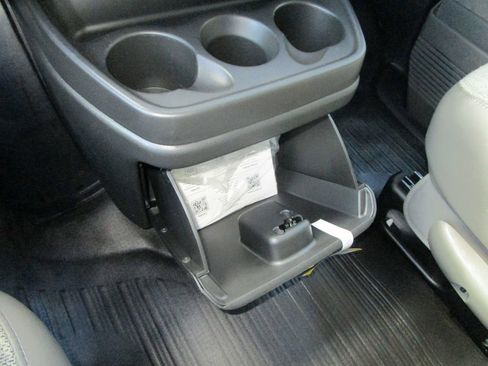 New 2025 Chevrolet Express 2500 Work Van w/ Driver Convenience Package image 34