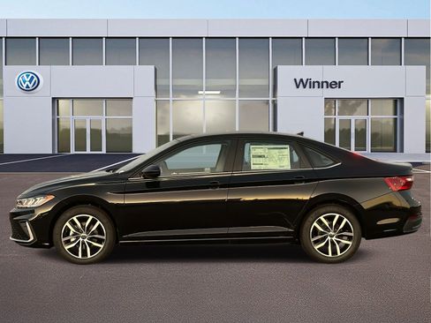 New 2026 Volkswagen Jetta SE image 2