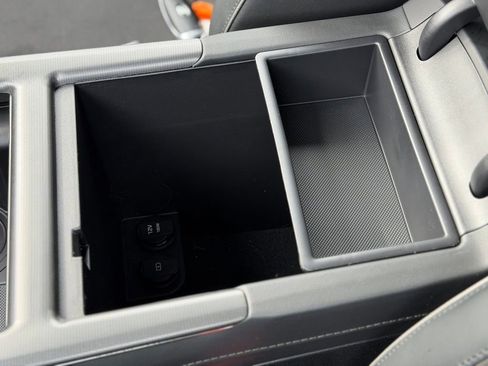 Used 2025 Hyundai Palisade Calligraphy image 27