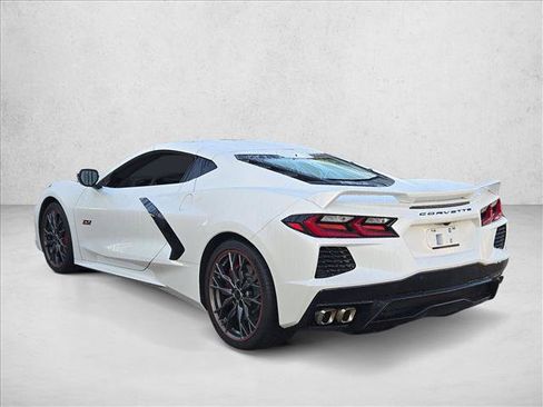 Used 2023 Chevrolet Corvette Stingray Premium Cpe w/ Z51 Performance Package RWD image 7