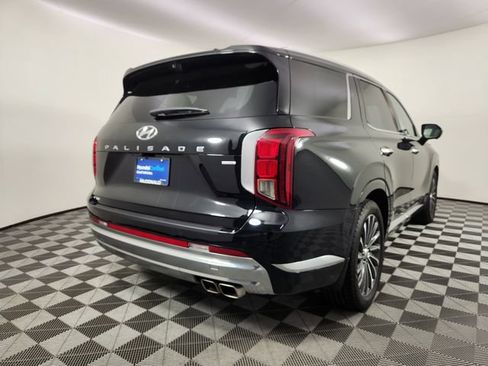 Used 2023 Hyundai Palisade Calligraphy AWD/4WD image 5