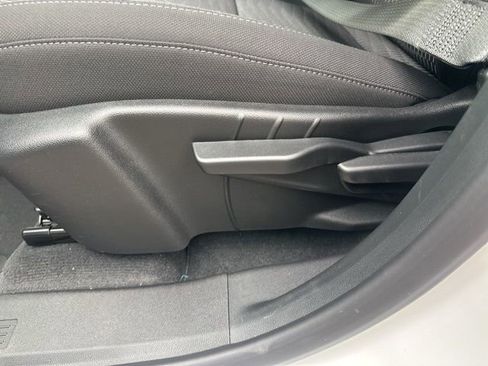 New 2026 Chevrolet Equinox LT w/ Safety and Technology Package FWD image 18