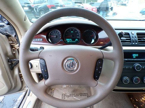 Used 2006 Buick Lucerne CX image 10