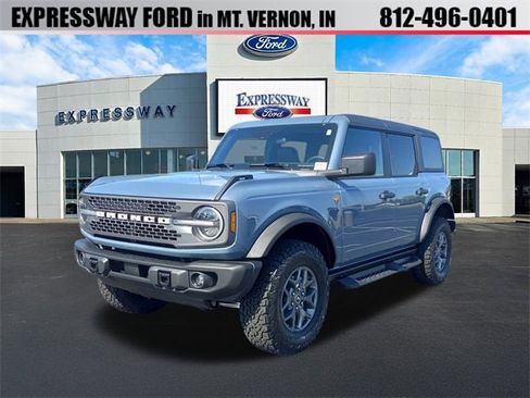 New 2025 Ford Bronco Badlands image 1