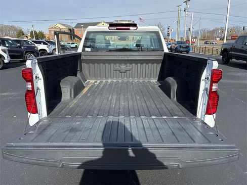 Used 2022 Chevrolet Silverado 1500 W/T w/ Trailering Package image 19