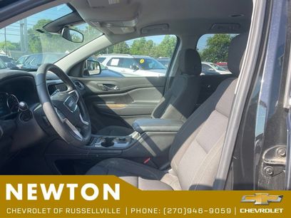 Used 2023 GMC Acadia SLE