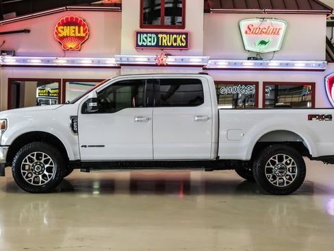 Used 2021 Ford F250 Lariat w/ Lariat Value Package AWD/4WD image 9