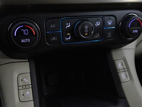 Used 2018 GMC Acadia Denali w/ Technology Package image 23