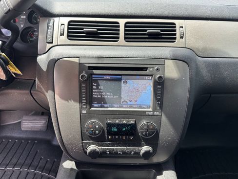 Used 2012 Chevrolet Avalanche LT AWD/4WD image 14