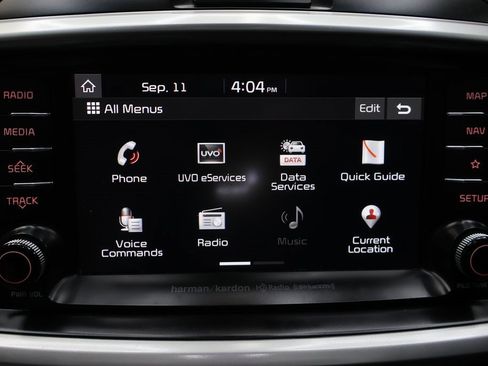 Used 2019 Kia Sorento SX image 22