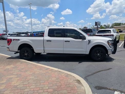 Used 2022 Ford F150 XLT w/ Equipment Group 301A Mid AWD/4WD image 4