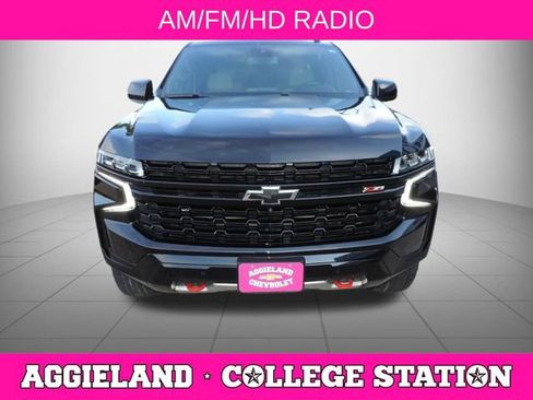 Used 2024 Chevrolet Tahoe Z71 w/ Luxury Package AWD/4WD image 9