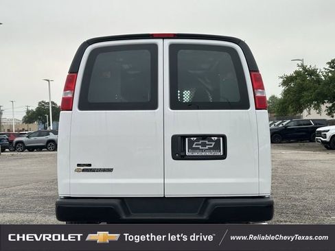 New 2026 Chevrolet Express 2500 Extended w/ Driver Convenience Package RWD image 5
