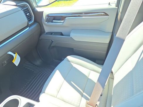 New 2026 GMC Sierra 1500 SLE w/ Max Trailering Package AWD/4WD image 13