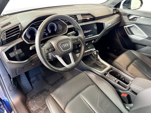Used 2024 Audi Q3 2.0T Premium Plus image 4
