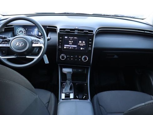 Used 2024 Hyundai Tucson SE FWD image 18