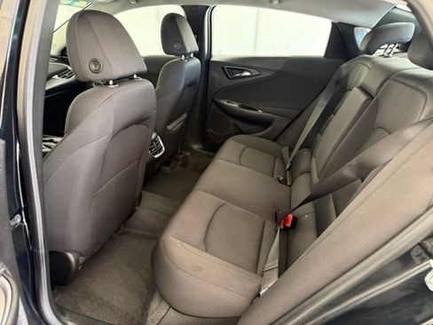 Used 2023 Chevrolet Malibu LT FWD image 15